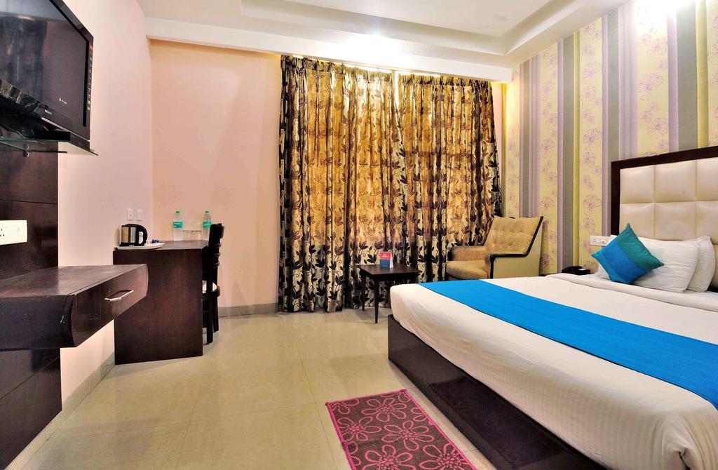 The Pelican Bed & Breakfast Chandigarh Bagian luar foto