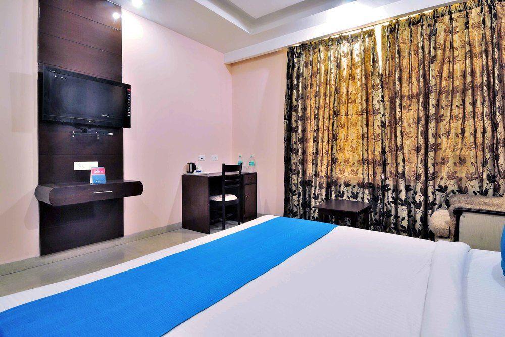 The Pelican Bed & Breakfast Chandigarh Bagian luar foto